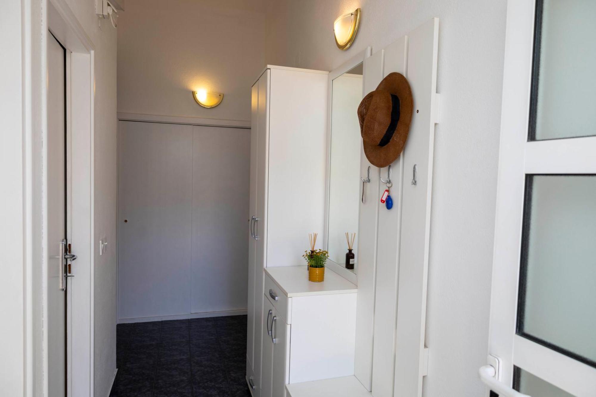 Apartments Jaksic - Zile Supetar Luaran gambar