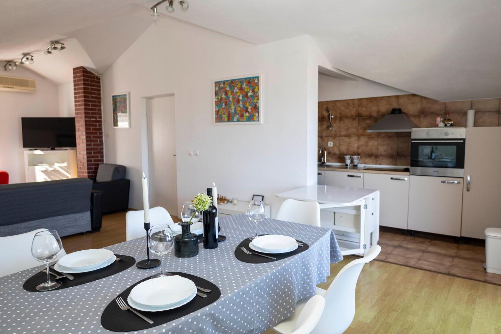 Apartments Jaksic - Zile Supetar Luaran gambar