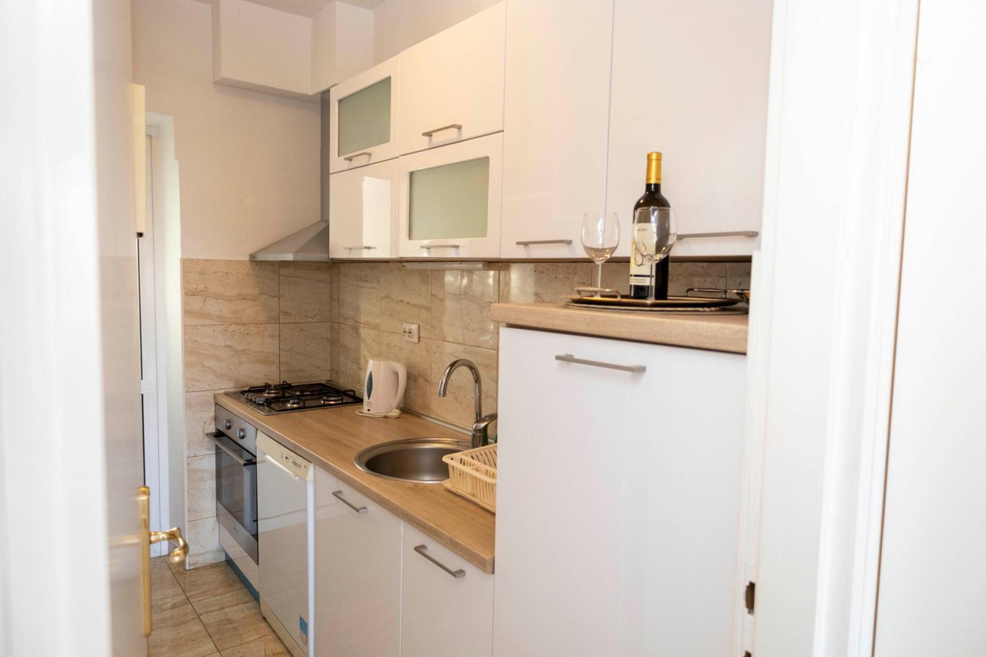 Apartments Jaksic - Zile Supetar Luaran gambar