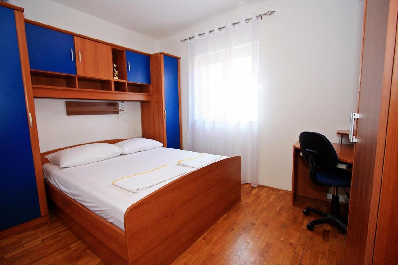 Apartments Jaksic - Zile Supetar Luaran gambar