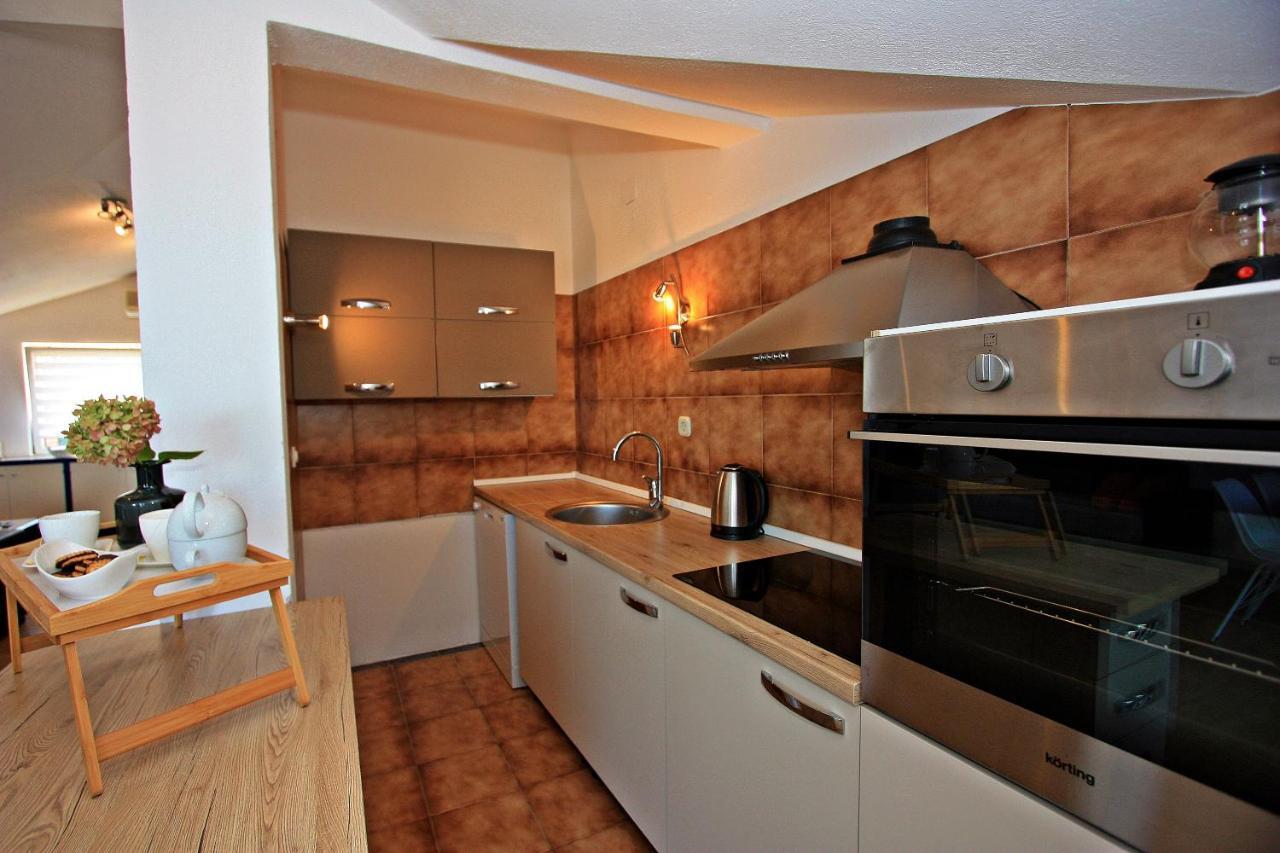Apartments Jaksic - Zile Supetar Luaran gambar